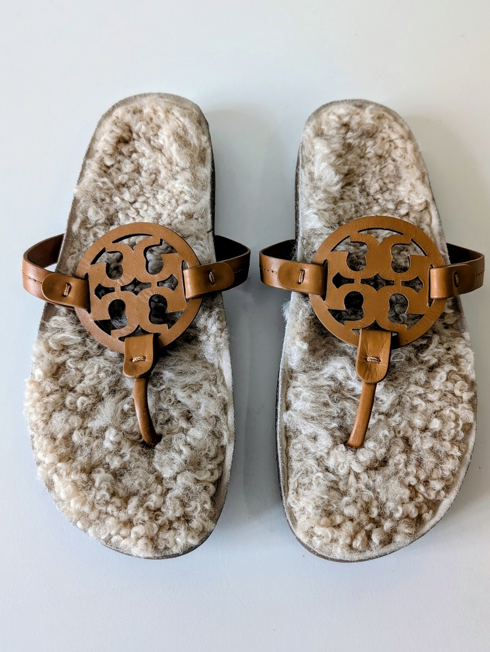 Tory Burch Miller Cloud Shearling Sandals Caramel Corn/ Buttermilk (10) - Picture 2 of 6